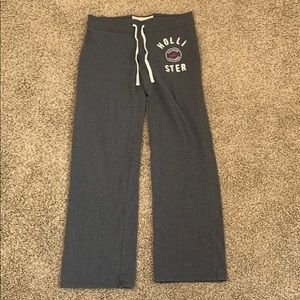 Hollister lounge sweatpants, relaxed fit
